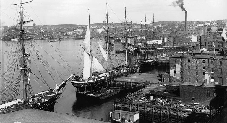 The Saint John Waterfront c. 1898. (McCord Stewart Museum VIEW-3267)