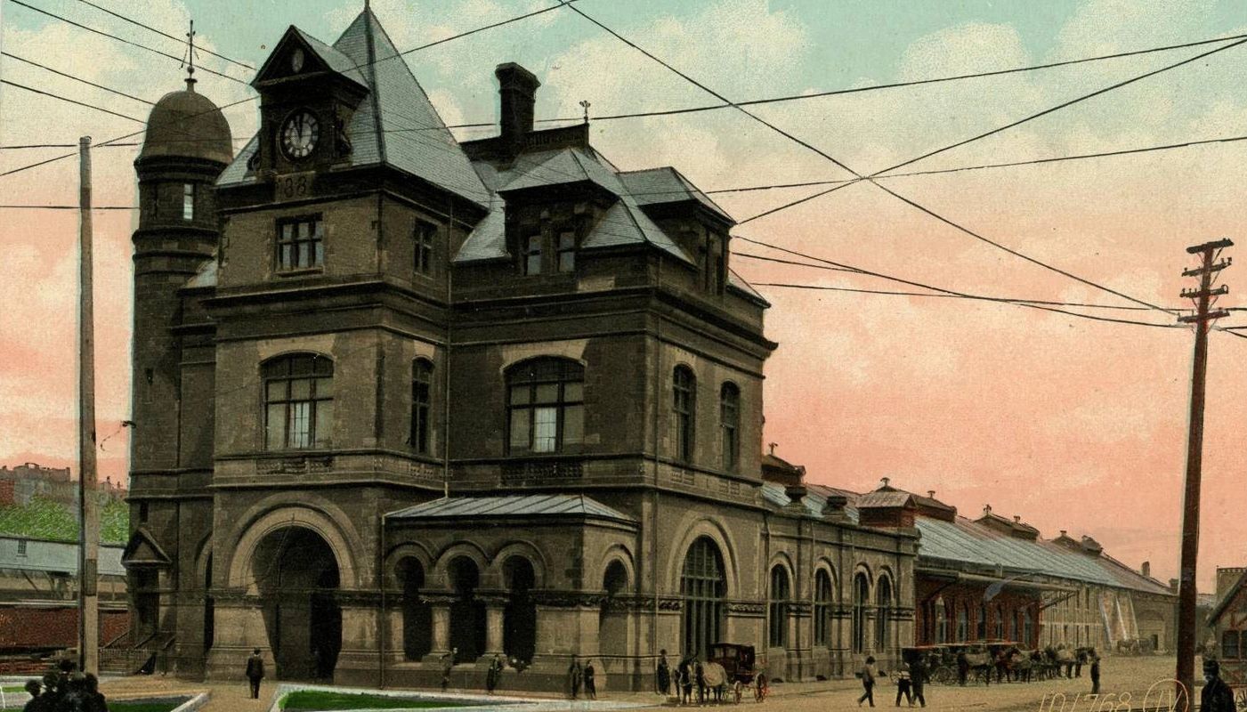 Saint John's old Union Station c. 1909. (Provincial Archives of New Brunswick P46-1089)